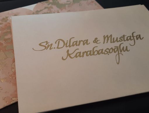 Davetiye üstü kaligrafi yazımı - davetiye zarfı isim yazma -kişiye özel davetiye yazımı kaligrafi - hattat- istanbul kaligrafi
